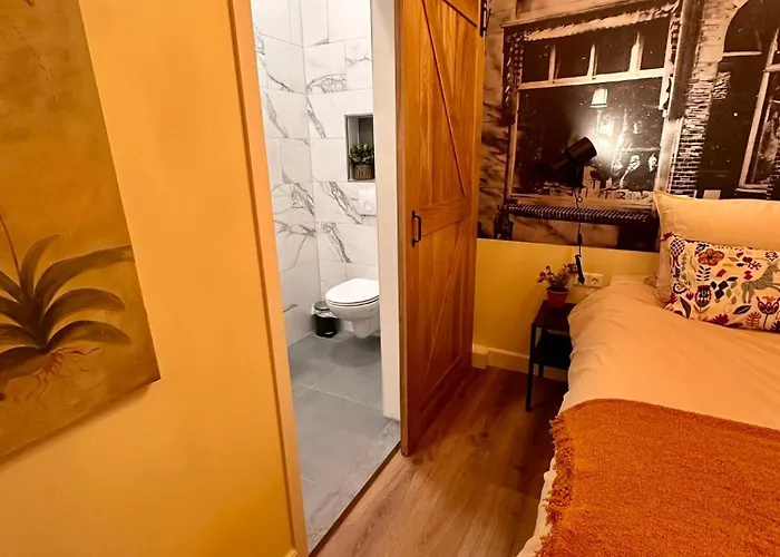 Schipperspad Oda ve Kahvaltı 3*